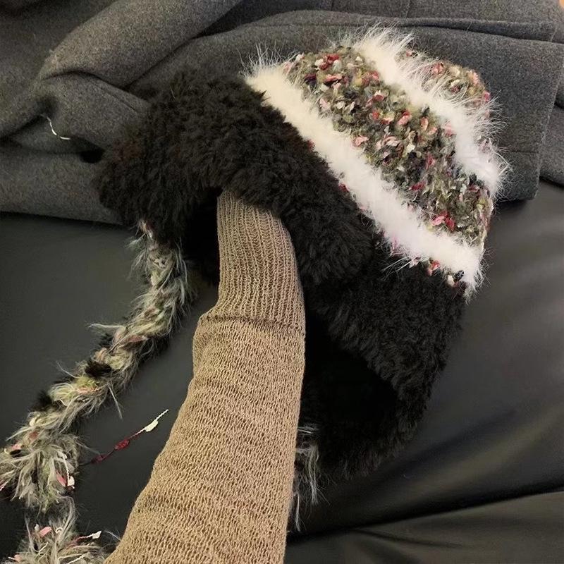 

2025 dopamine striped splicing knitted wool cap plush thickened warm and cold ear protection headgear One size fits all чорний