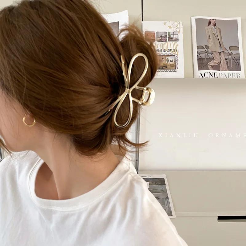 Large Bowknot Womens Hair Claw Clip for Thick Thin Hair Accessories Trendy Elegant Gold Silver Metal Streamer Crab Clamp Jewelry