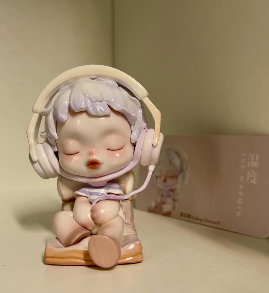 Pop Mart Temperature Series Blind Box Action Figure Doll Toy Car Ornament Souvenir