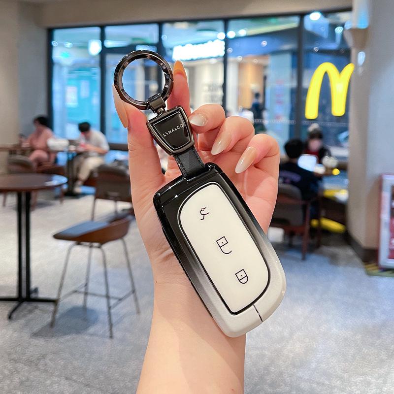 Lynk & Co Z20/Z10/Z900 High-End Metal Key Case for 2025 Model - Fully Enclosed Shell with Buckle