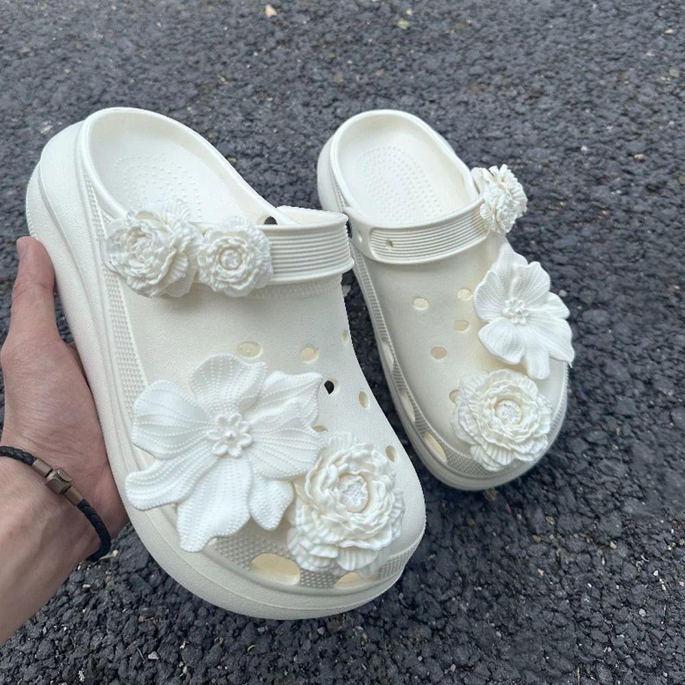 8Pcs Trendy 3D Flower Beach Shoe Charms Detachable Clip Buckle Shoe Decorations DIY Perforated Shoes Accessories Beach Shoes