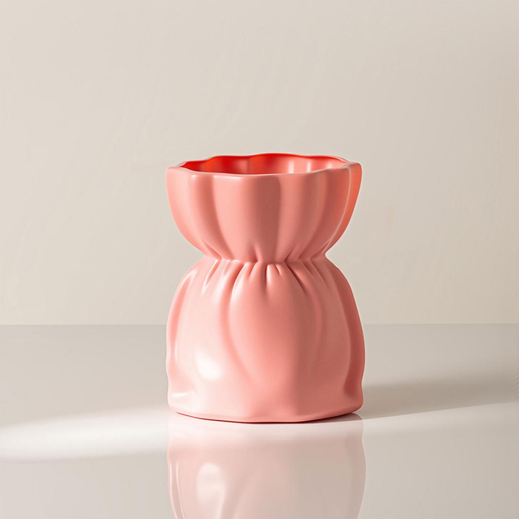 Small Plastic Flower Vases Decorative Unbreakable Bouquet Shape Vases for Dried And Artificial Flowers for Dining Wedding