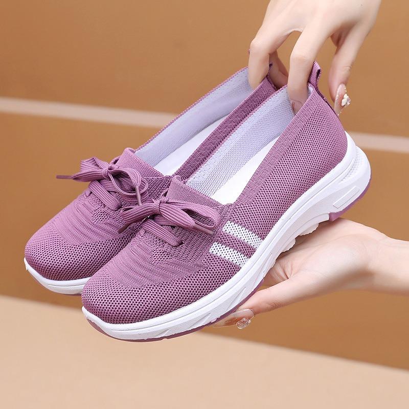 Women's new flying woven fabric surface breathable one-pedal lazy shoes shallow mouth soft sole comfortable and light casual flat-soled single shoes
