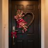 Valentine's Heart Wreath Artificial Rose Flower Wreath Spring Festival Decoration for Front Door Window Wedding Parties