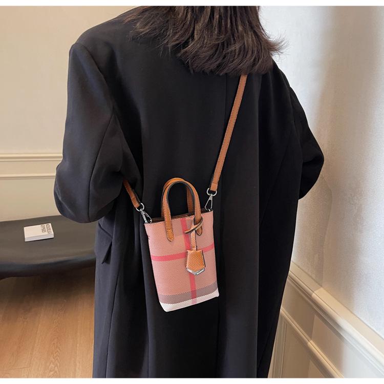 2024 Women's Fashion Soft Leather Mini Crossbody Phone Bag – Lightweight, Trendy Autumn/winter Handbag