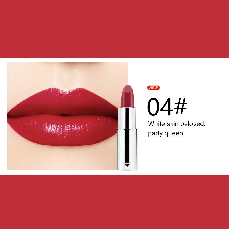 Velvet Matte LipstickMatowa, nawilżająca, nieklejąca się pomadka do makijażu