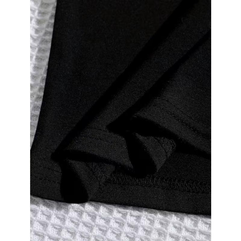 European Size Childrens Crew-neck Short-sleeved T-shirt with Black Cat Eating Sushi Pattern Print