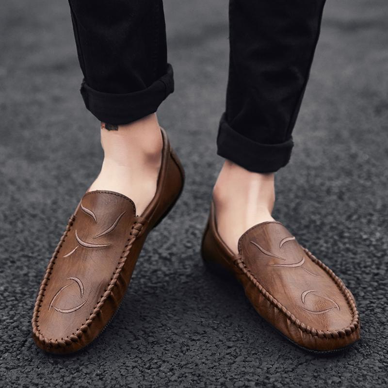 Loafers New Men's Comfortable Driving Shoes Gentleman Flats Business Shoes Fashionable and Comfortable Antiskid Office Outdoor