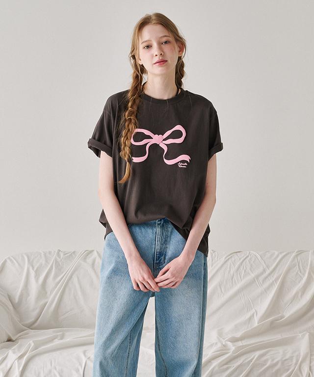 RONRON Embo Heart Ribbon Basic Fit T Shirt Charcoal Pink