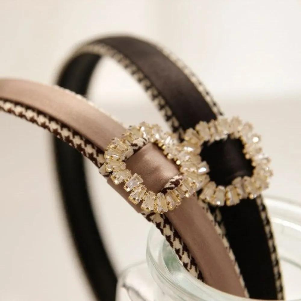 J Lauren Houndstooth Satin Cubic Pendant Hairband H01086 brown