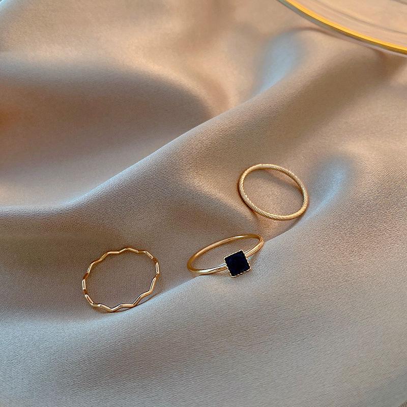 Light Luxury Fashion Plain Ring Women's Ins Trendy Internet Celebrity Design Sense Simple Cold Wind Index Finger Ring Hand Jewelry