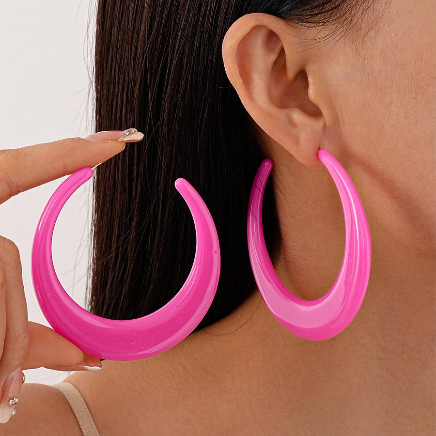 European and American exaggerated acrylic large circle silver needle earrings personalized Internet celebrity advanced atmosphere geometric earrings