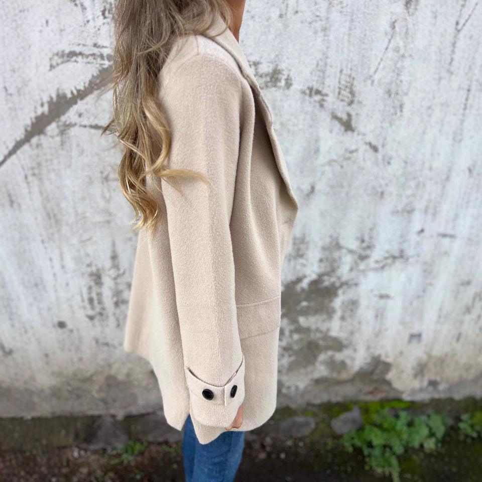 European & American Women's Woolen Coat: Casual Autumn/Winter Lapel Cardigan with Faux Pockets