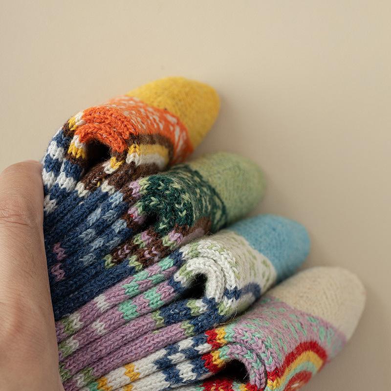 5 Pairs of Women Retro Thickened Warm Ethnic Wind Rabbit Wool Mid Tube Socks