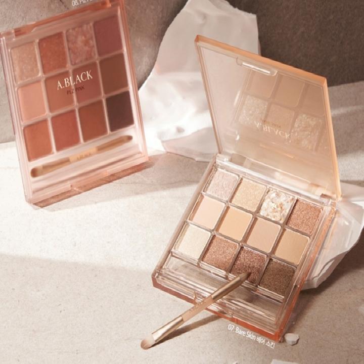 

A. Black New Glam Change Multi Palette 2 цвета