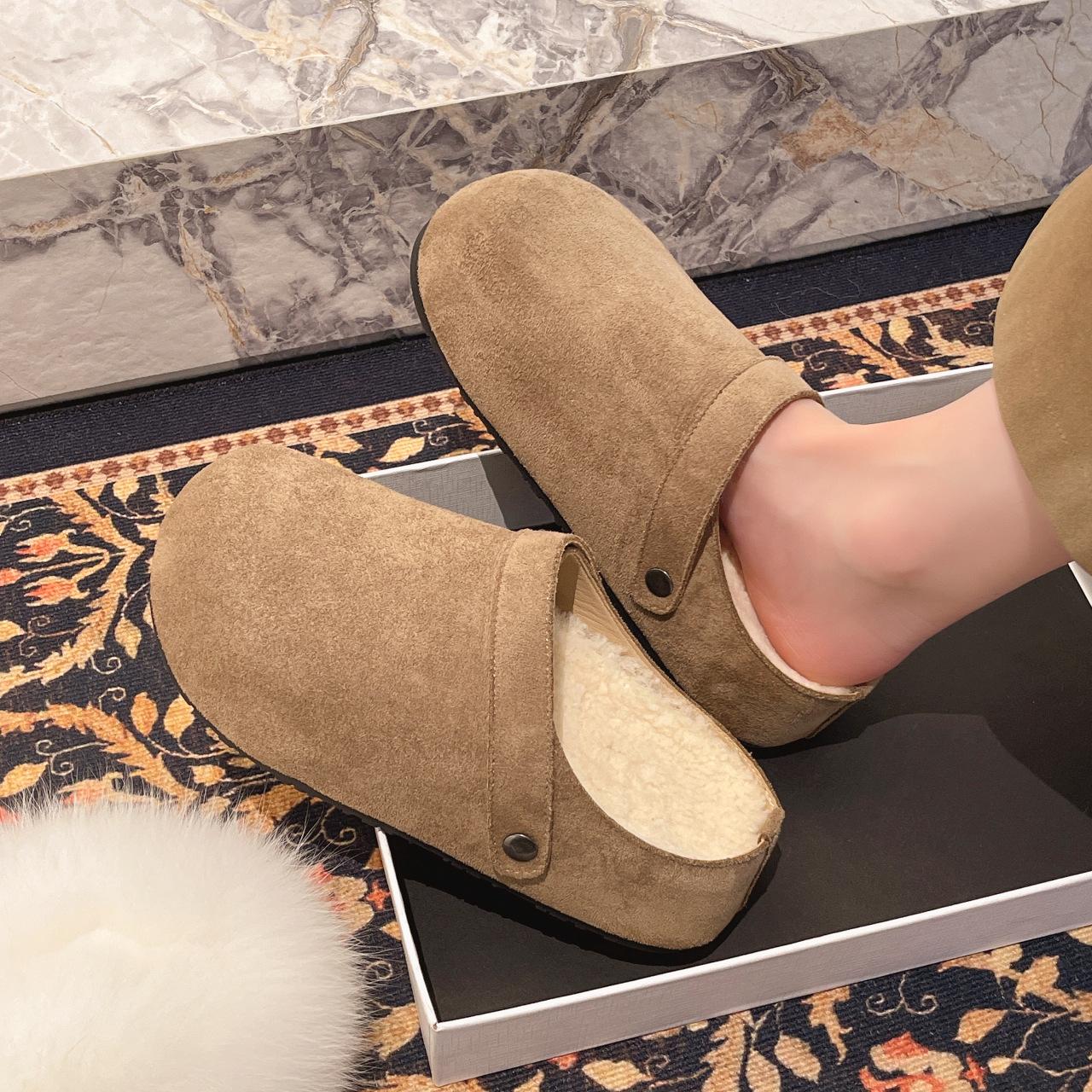 

Retro thick-bottomed two-wear women s autumn and winter new outer wear versatile velvet comfortable bag head half slippers 40 хакі