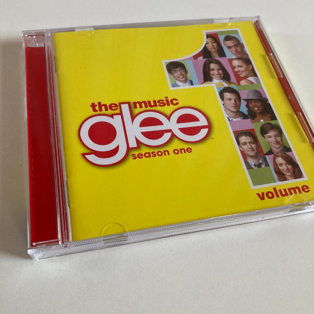 

[ВИКОРИСТАНО] “Glee: Танцювальний хор! (1 сезон)” Том 1