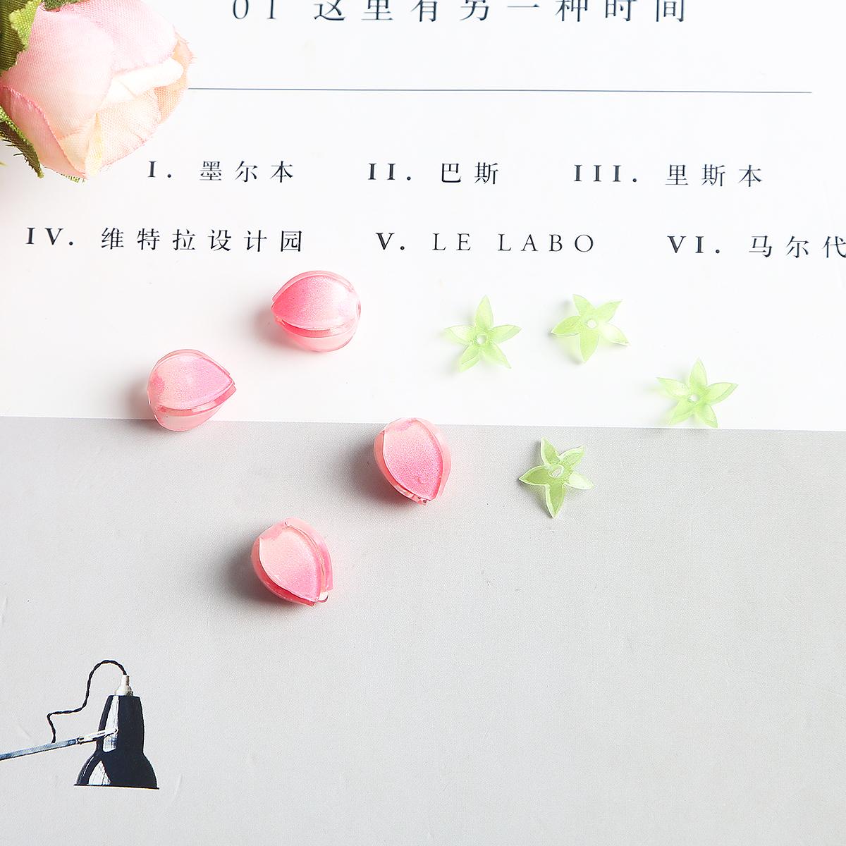 

2 шт./компл. розовые, красные цветы клубники, лепестки бутона, бусины, акриловые подвески, бусины для самостоятельного изготовления ювелирных изделий, серьги, ожерелье, аксессуары