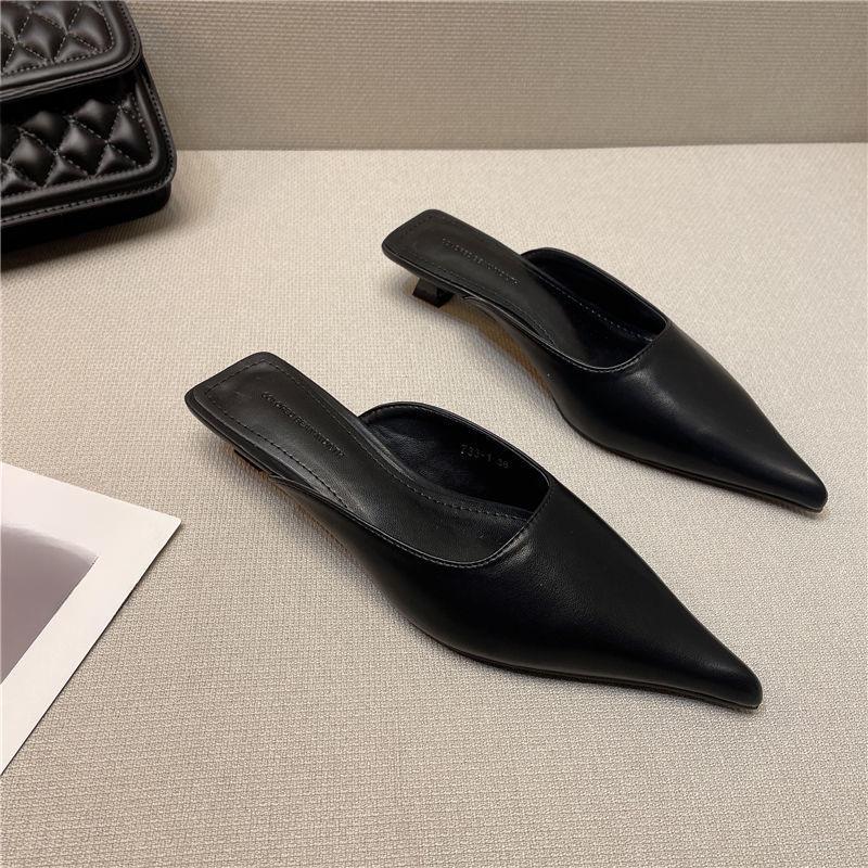 Fashion 2024 new summer low-heeled stylish pointy comfortable women's half slippers