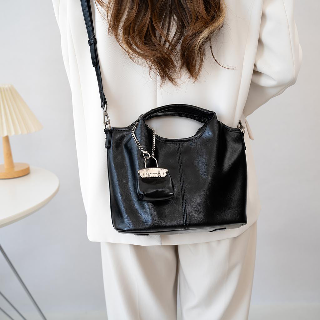 Damen Retro Handtasche Neue modische vielseitige Umhängetasche Weiches Leder Gemüsekorb Trendy Single Shoulder Bag