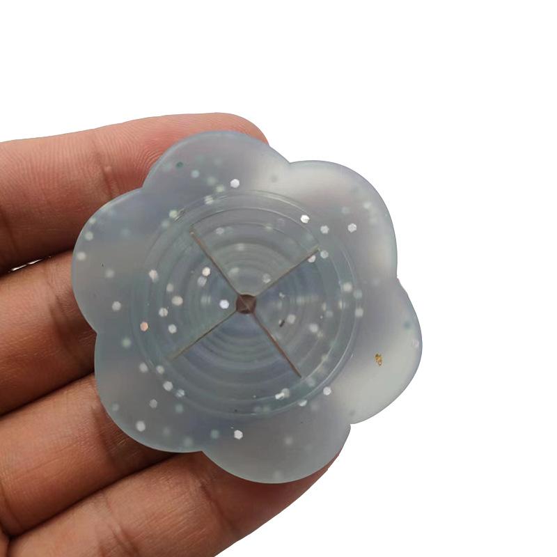 1PCS Non-slip Corner Knot Buckle Skirt Clip Women's Waist Hem Corner Buckle T-shirt Versatile Scarf Buckle