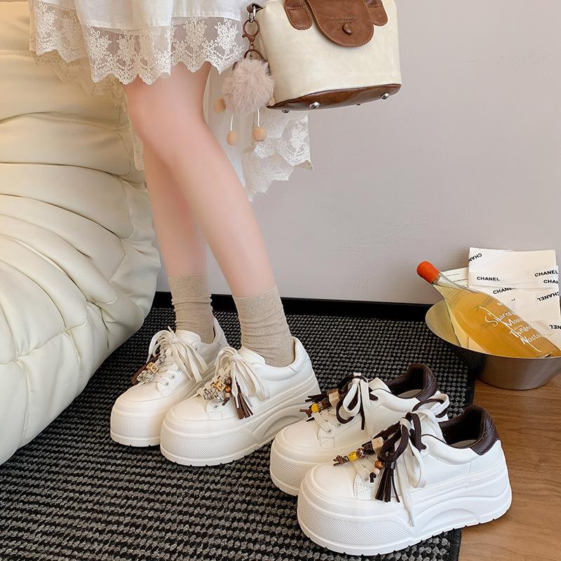 Little White Shoes Women's 2025 Autumn New Inner Height Increase Small Thick-soled Muffin Shoes Versatile Lace-up Flat-soled Casual Board Shoes