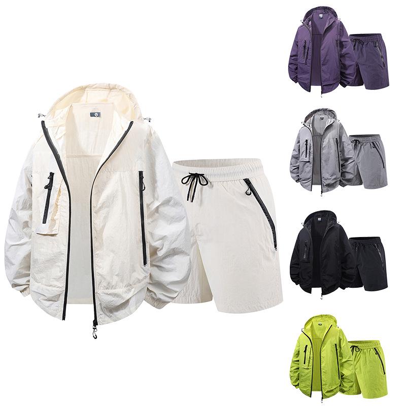 Men's Summer Fashion Sports Set: Casual Cool Five-Point Pants and Sun Protection Top.