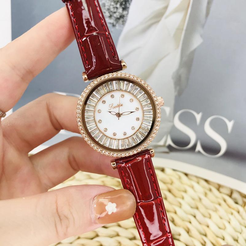 Uhr Damen Zigeuner-Kuhauge Ultra-dünne Uhr Echtes Leder Nische Leichter Luxus Wasserdichte Damen-Uhr