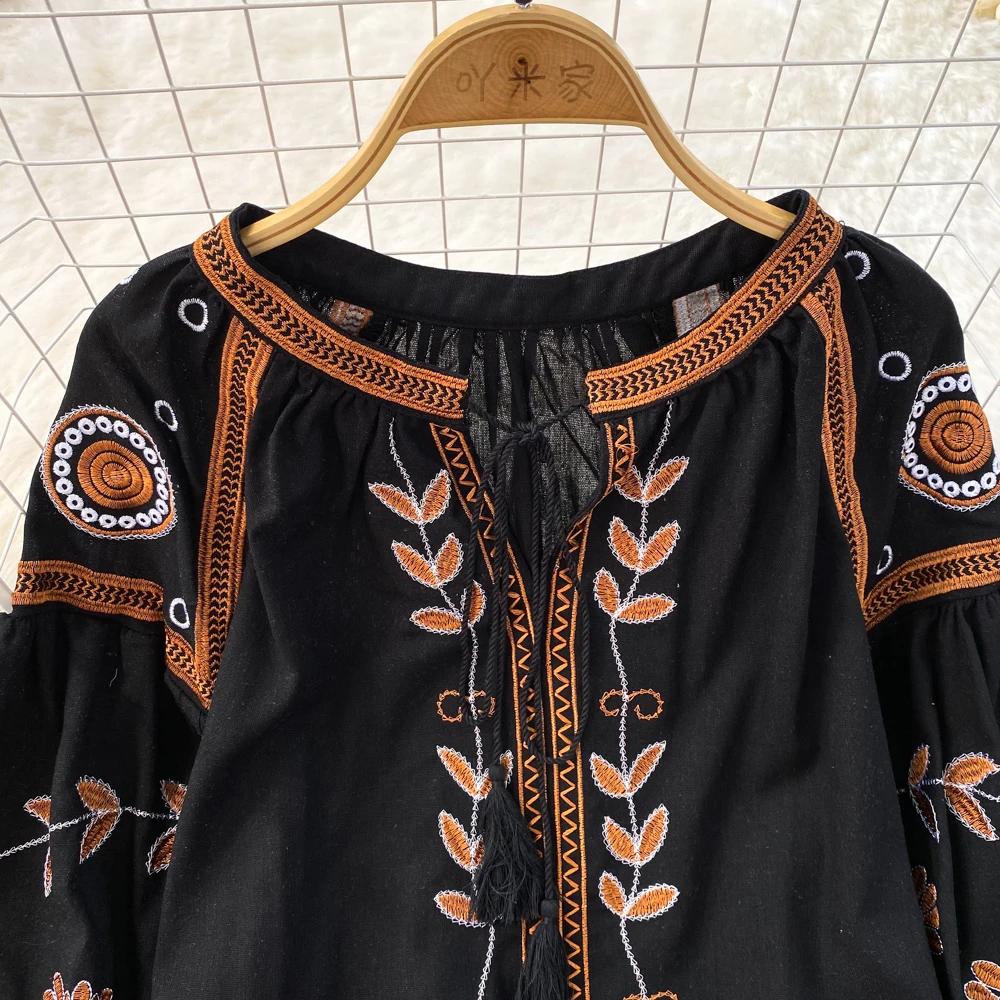 O-neck Floral Embroidery Lantern Sleeve Women Loose Camisas Ethnic Style Spring and Autumn Blouse