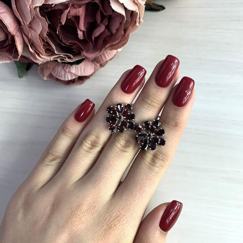 Silberne Ohrringe mit natürlichem Granat 6.031ct (1193181)