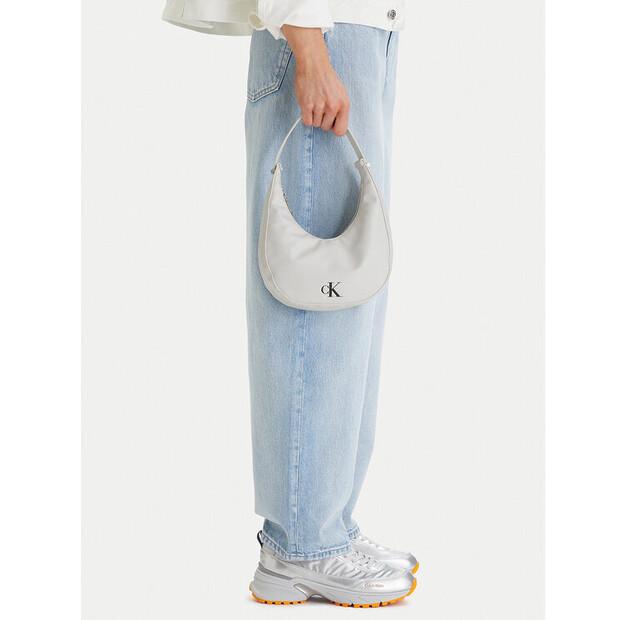 

Сумка Calvin Klein Buckle Small Bag One Size