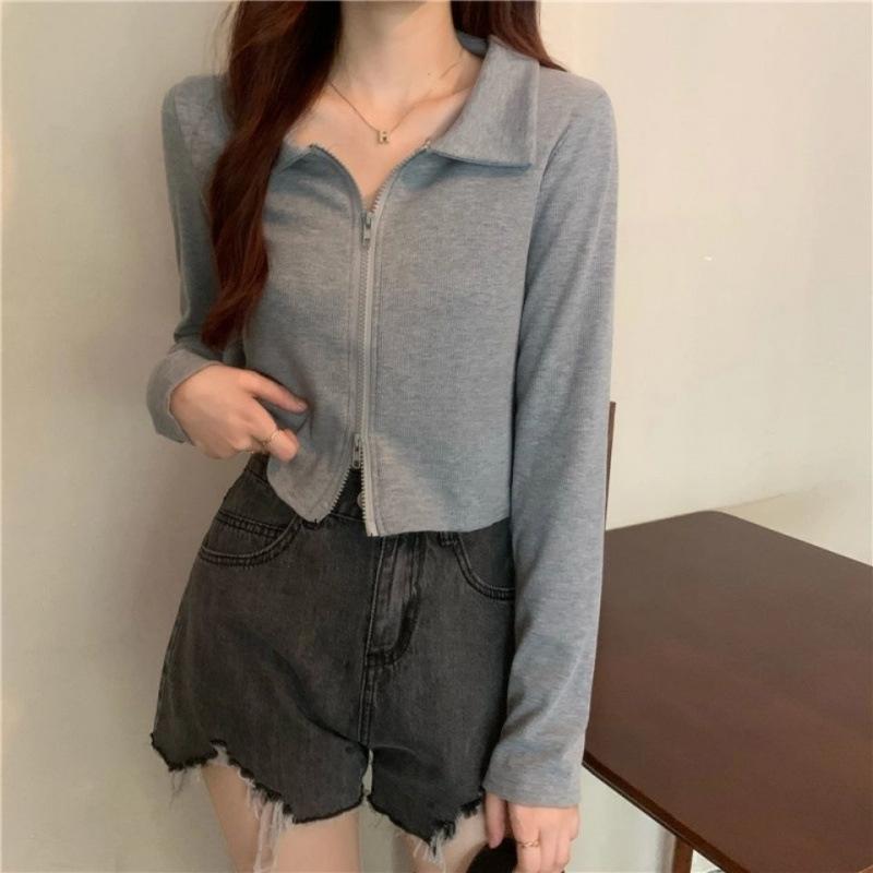 Women's Turn Down Collar Short Sleeve Blouse Loose Fit Cropped Zip Front Solid Color Korean Casual Summer Crop Shirt Top