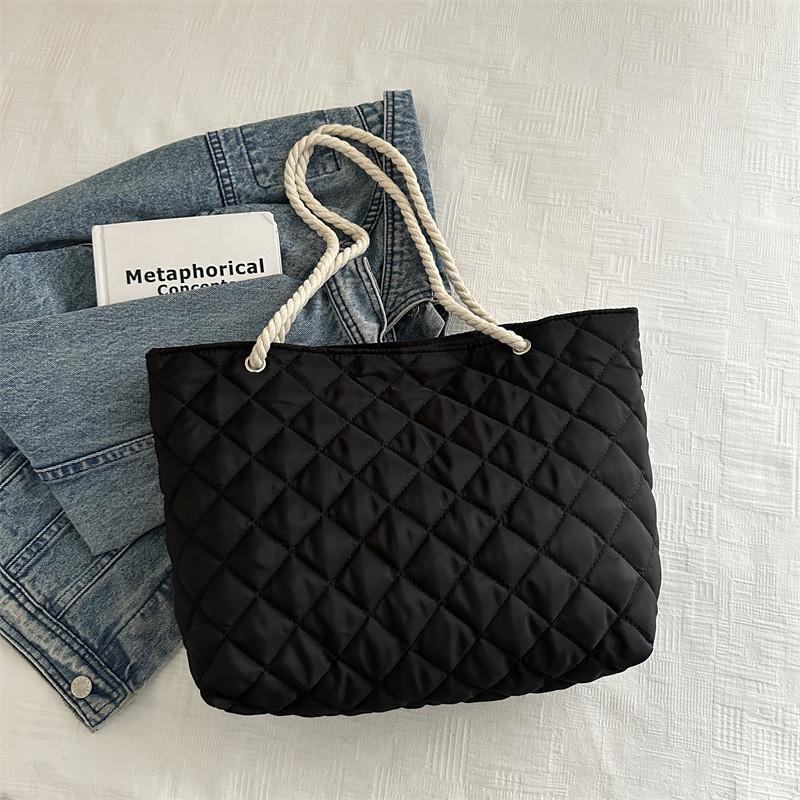 Stylish Chic Tote Bag In Vintage Design With Large Capacity For Daily Casual Use