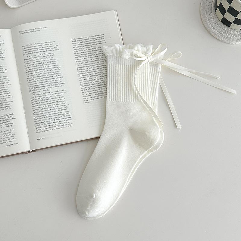 Female Spring and Autumn New Sweet Pure Color Lace Bow Ballet Wind Tube Cotton Socks