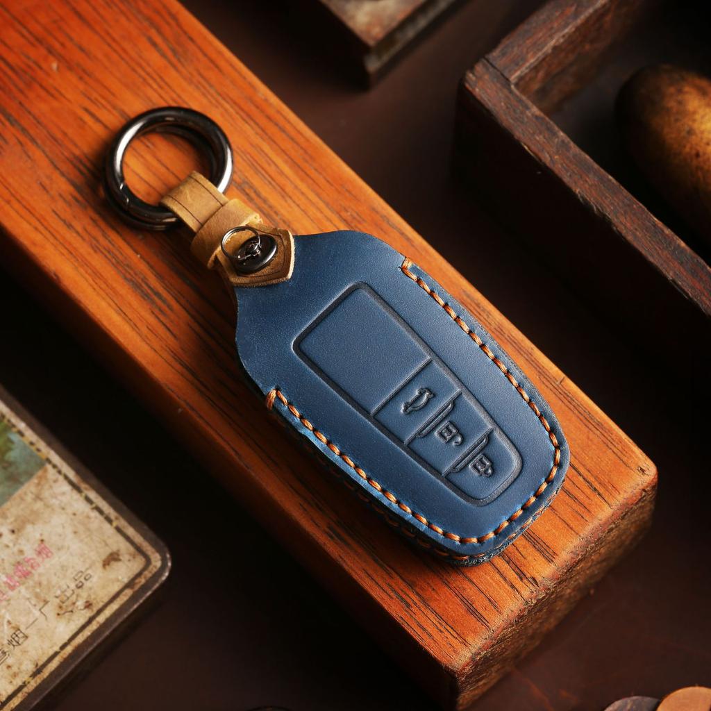 Suitable for Toyota Key Cover Camry Asian Dragon Leather Retro Crazy Horse Leather Handmade Car Key Cover
