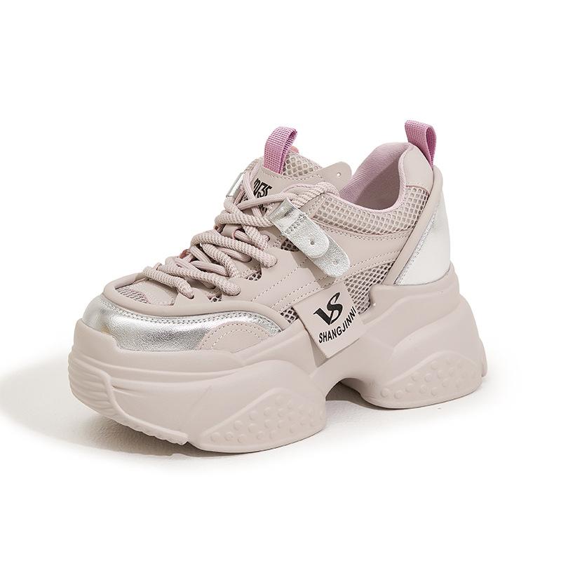 

Внутреннее увеличение роста туфли папины кроссовки женские 2025 лето новая полая сетка универсальные маленькие женские туфли сандалии на платформе-маффин 39