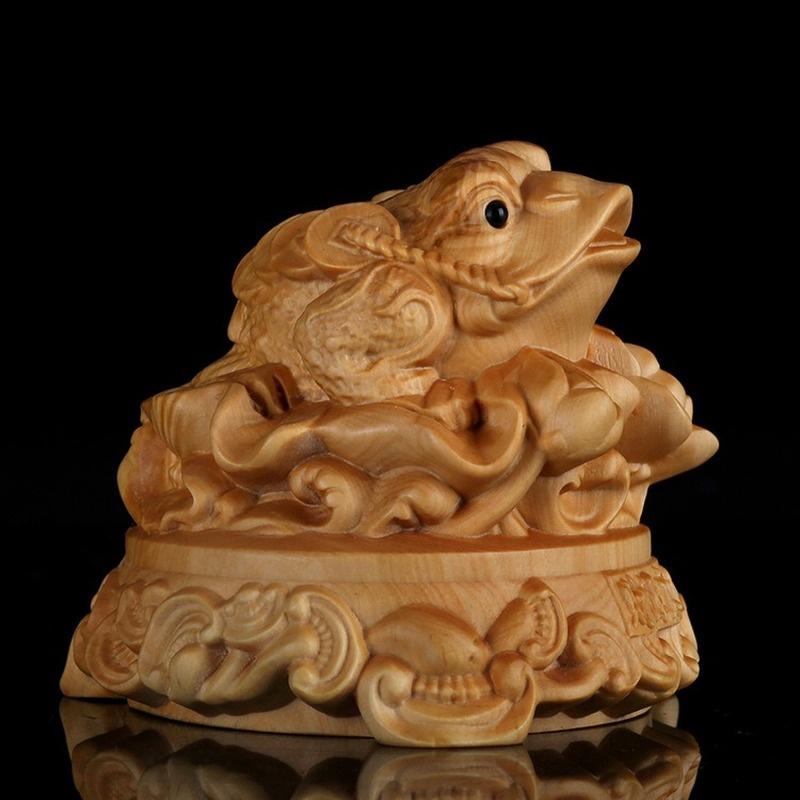 Fortune Mythical Beast Golden Toad Boxwood Carving Help Gather Money and Seek Wealth Business Gifts Animal Carving Office Ornaments Ornaments