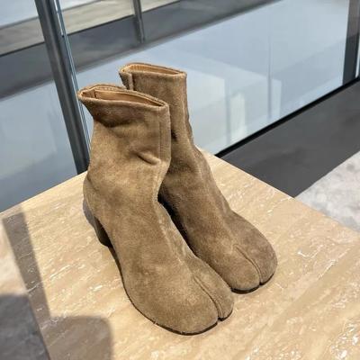 Korean Fashionable Thick-heeled Women's Autumn and Winter Short High-heeled Split-toe Boots