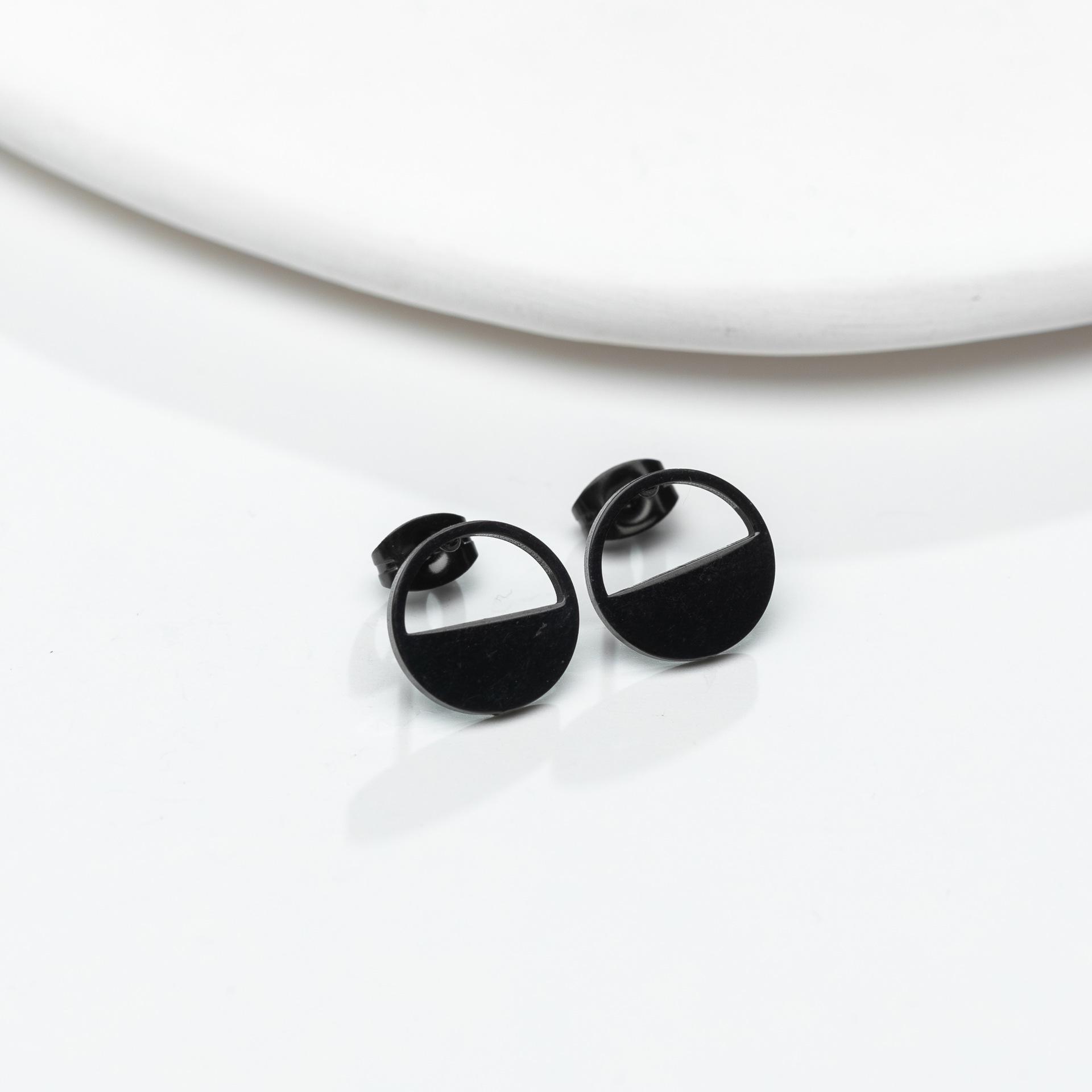 18K Gold Plated Stainless Steel Geometric Half-Circle Earrings for Women - Elegant and Simple