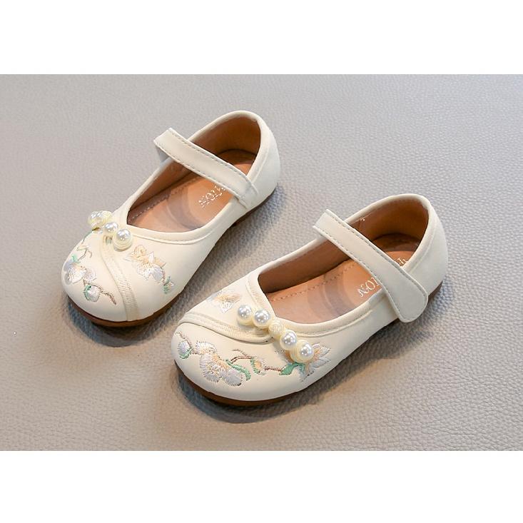 Girls' Hanfu shoes, children's shoes to match the horse-face skirt, spring and autumn soft-soled traditional Chinese style shoes, small leather