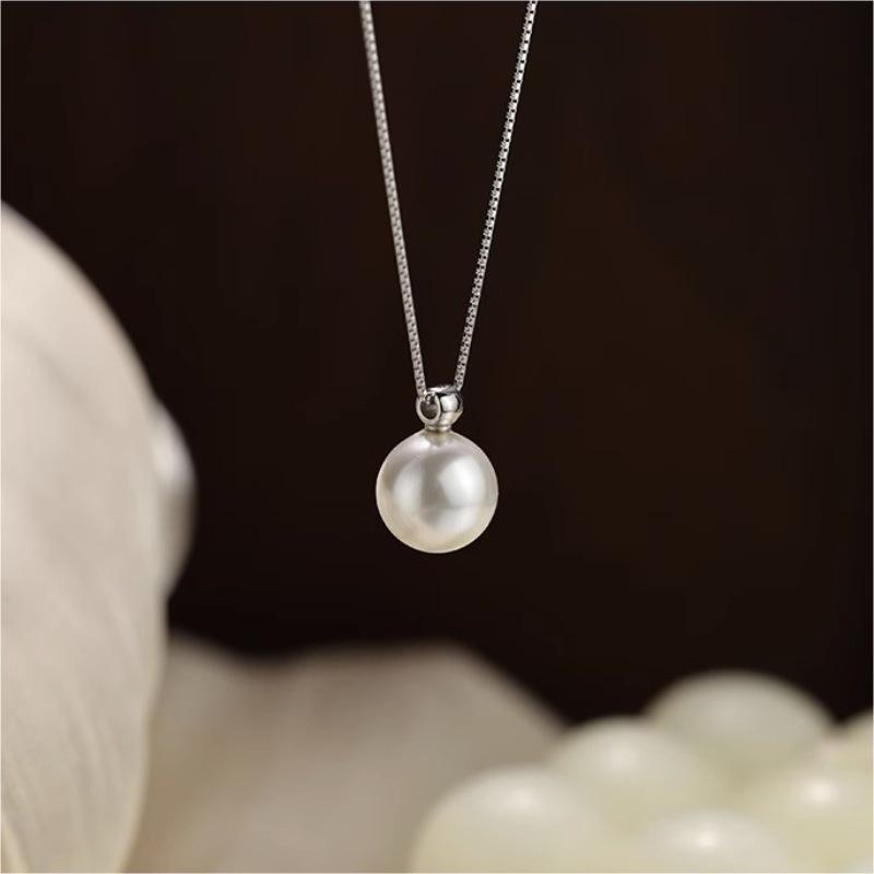 2023 Korean Style Shell Pearl Necklace for Women: Simple Design, Clavicle Chain, High-End Feel