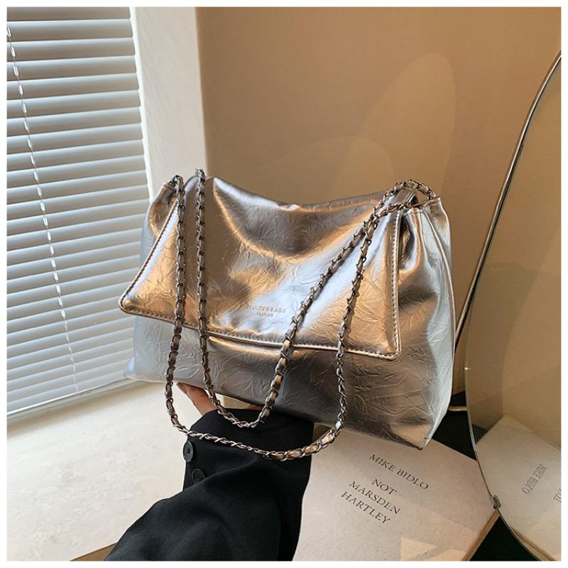 Simple and versatile bag women's large-capacity new summer leisure chain shoulder bag commuter tote bag