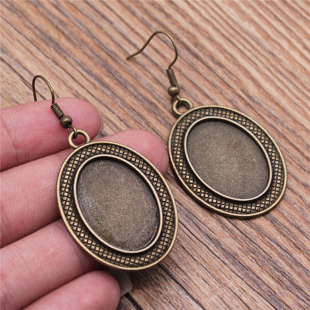 Drop & Dangle Earring Oval Ear Hook Glass Cabochon Base Setting Tray Vintage Jewelry SuppliesEarring Size 18x19mm QE017