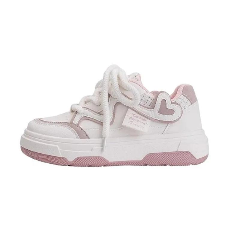 Women's Skateboard Shoes Comfortable Breathable Non-slip Shoes Outdoor Casual Matching Cute and Fashionable Women's Sneakers