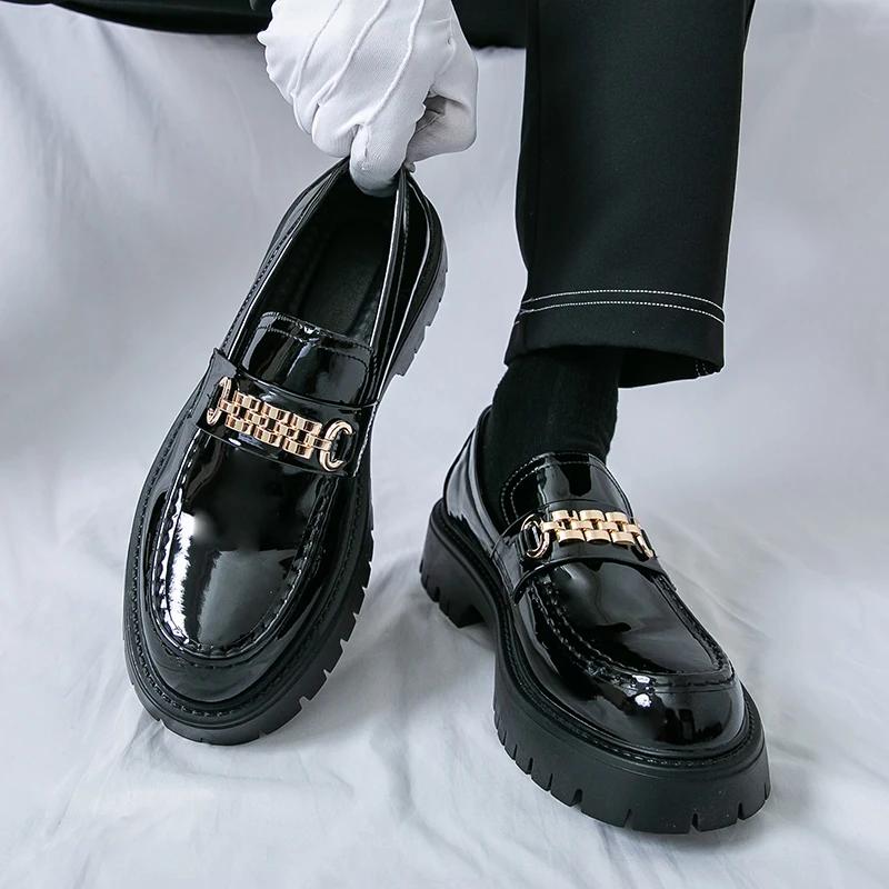 Men Shoes Loafers Fashion Casual Thick Sole Chain Decor Slip On Shoes