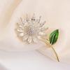 Sunflower Brooch Design Light Luxury Versatile Suit Pin Women's Anti-light Fixed Brooch Accessories