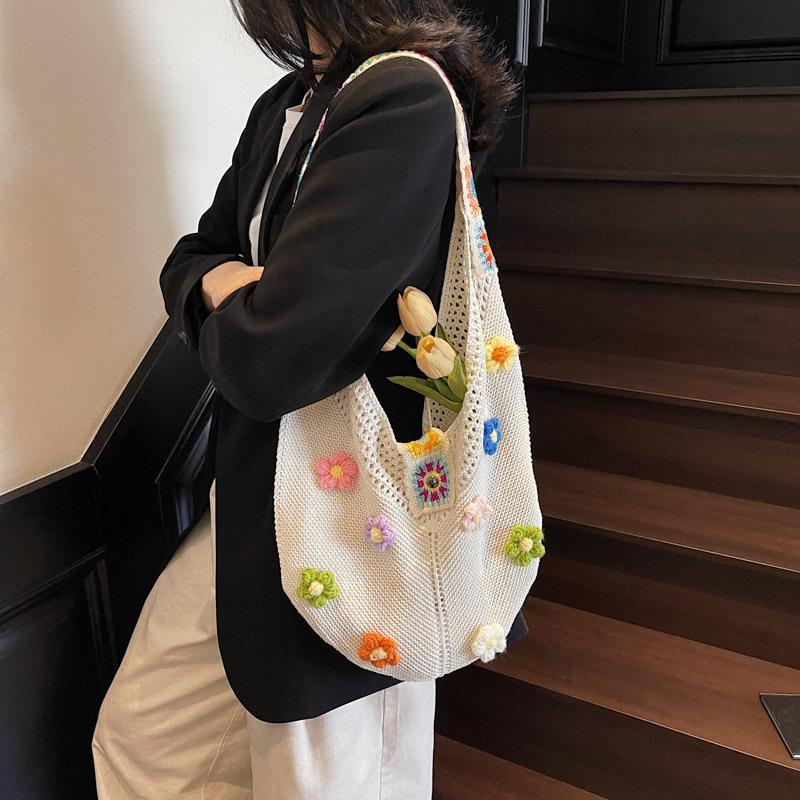 Women Flower Knitted Shoulder Bag Fashion Tote Handbag Lightweight Crochet Tote Bag Casual Top Handle Bag Outdoor Travel Bags