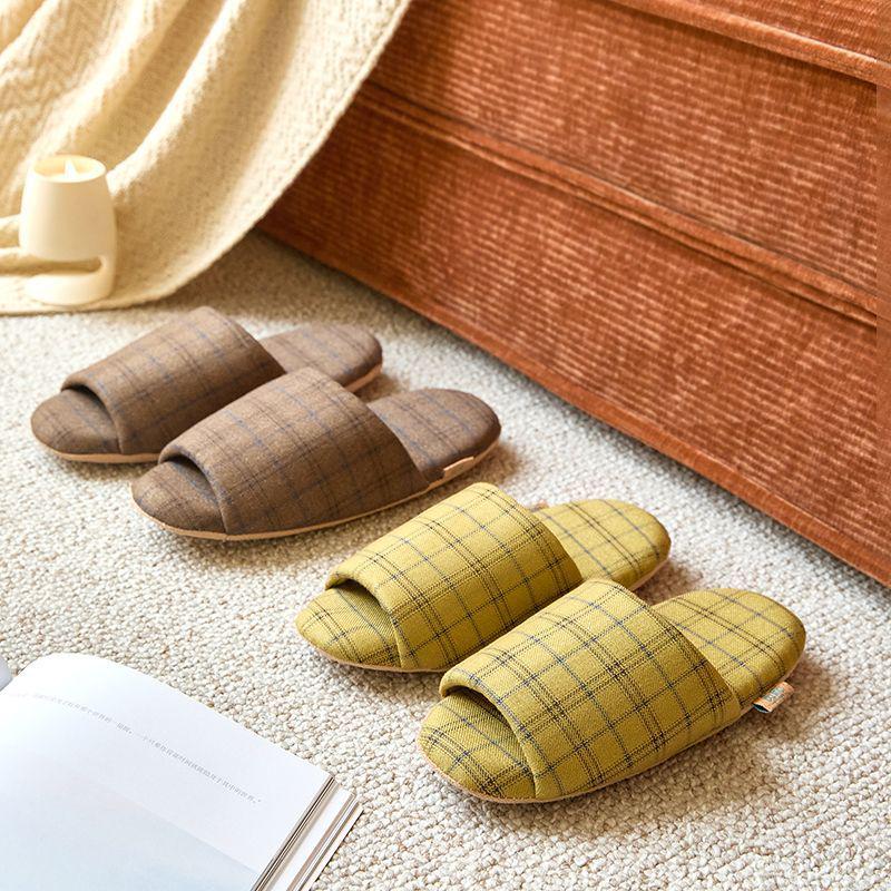 Women's Silent Soft-Soled Japanese Slippers - Lightweight, Noiseless Home Footwear for Wooden Floors in Spring/Summer