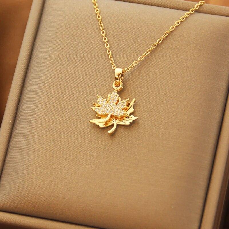 1 Pcs Luxury Cool Breeze Maple Snowflake Gold Plated Copper Pendant With Stainless Steel Chain Combination Necklace