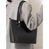 Women's Large Capacity Tote Bag - High-End Student Shoulder Bag for Autumn/Winter 2025